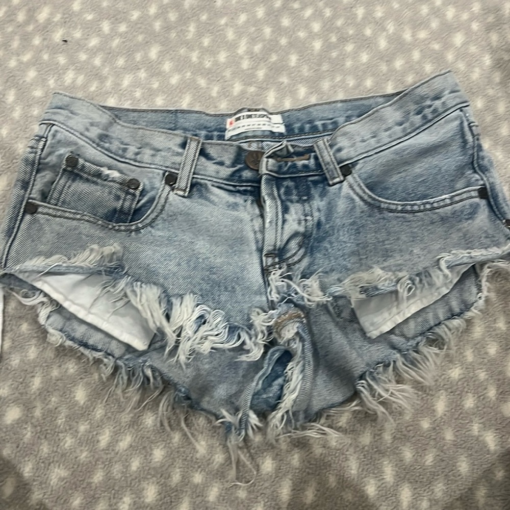 Size 23 one teaspoon shorts